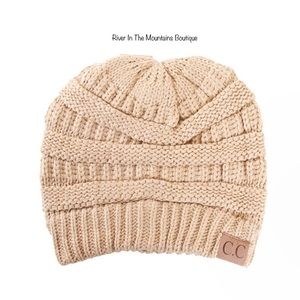 NWT! C.C Knitted Thread Beanie! “Camel” in color.